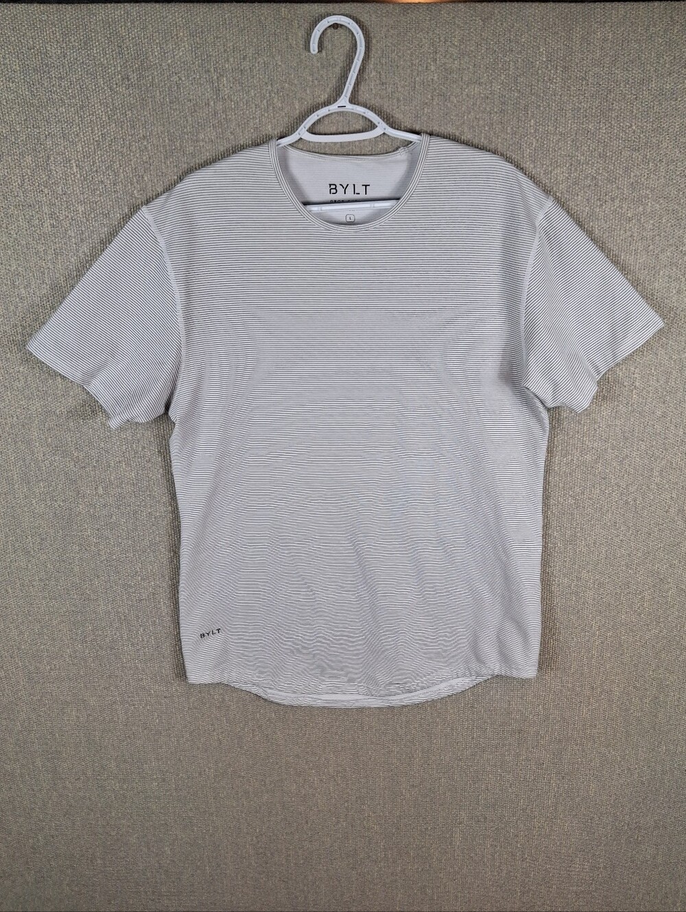 BYLT Basics Drop Cut Lux Short Sleeve Shirt Mens L Gray Micro-Stripe Performance